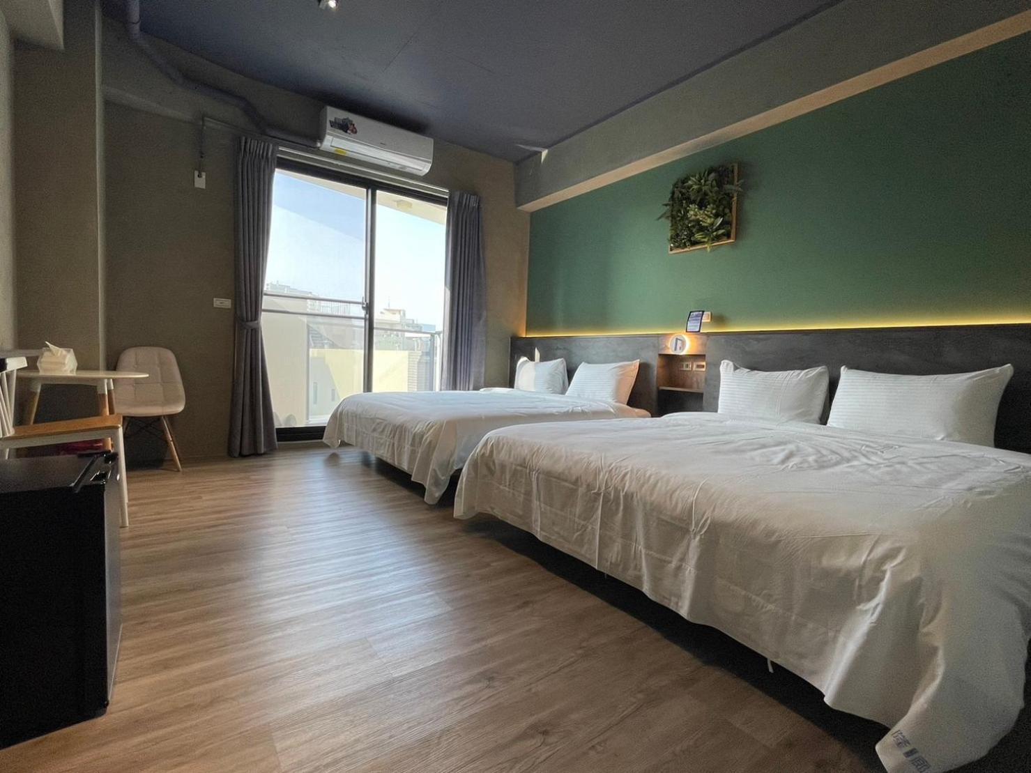 Long Lang Homestay تاينان المظهر الخارجي الصورة